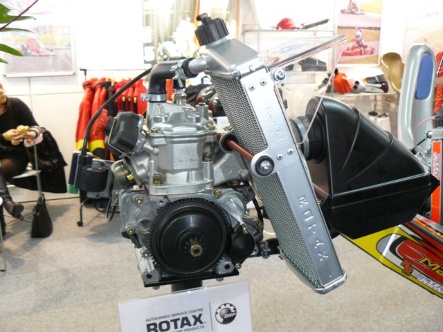 rotaxmax2.jpg